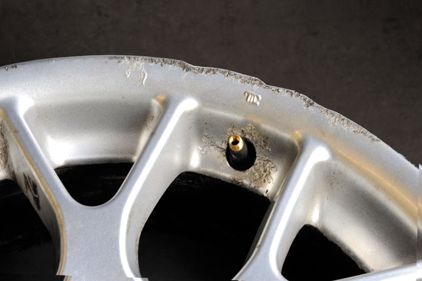 image of chipped edges on alloy wheel